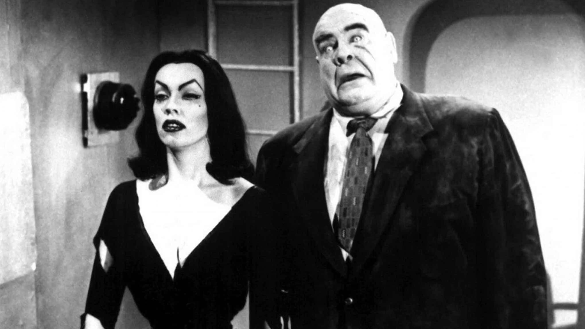 Voir film Plan 9 from Outer Space en streaming